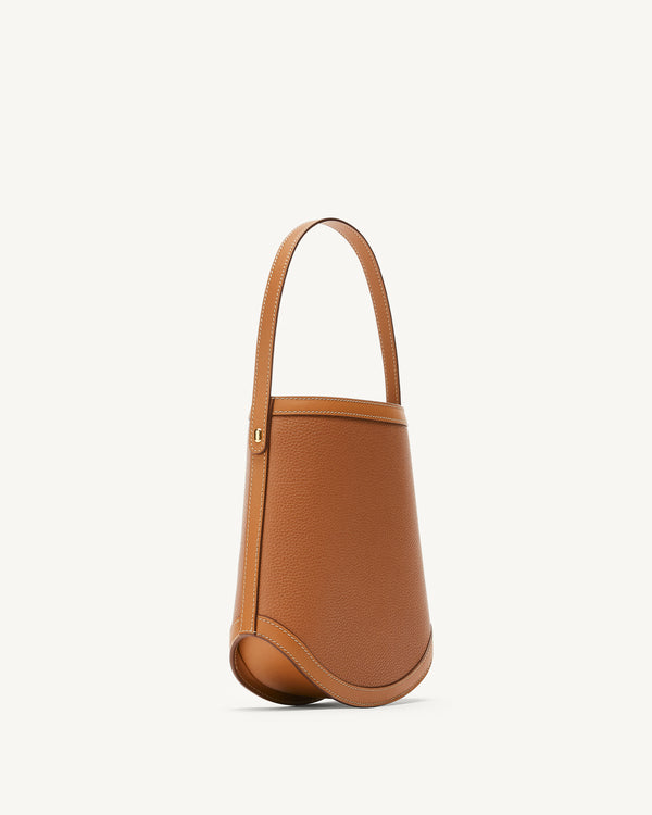 Bucket in Saddle Mixed Leathers Savette